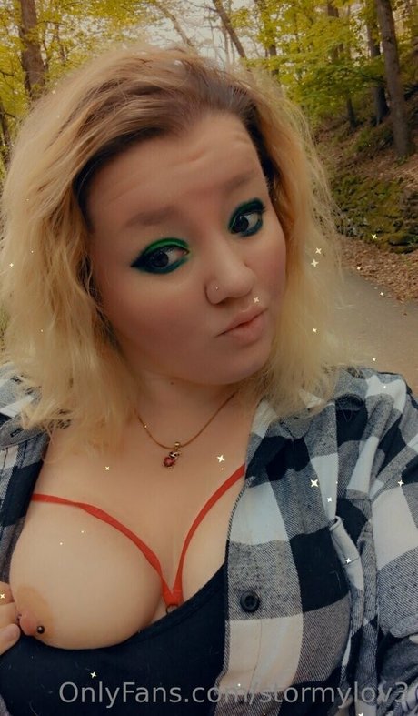 stormylov3 無料スター 写真