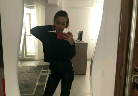 ブラジルの巨乳オンリーファンズ ホットヌード 画像