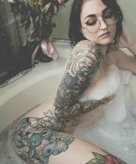 baeporeon アート女優 写真