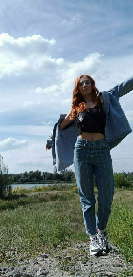 moniiikaaaa 完璧なポルノスター 写真