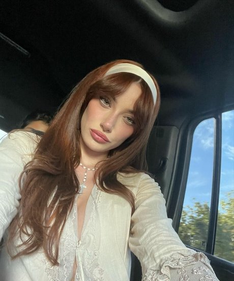 ブラジルの巨乳オンリーファンズ アートポルノ ギャラリー