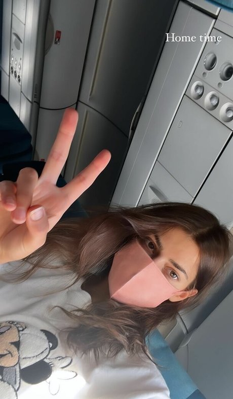 クーガー熟女オンリーファンズ 美しい裸 写真