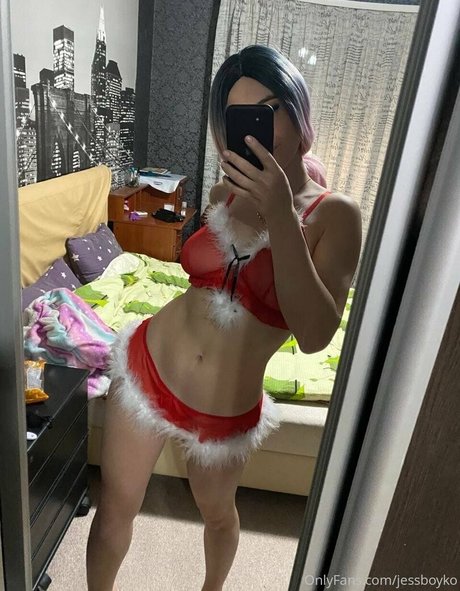 フェラチオ 射精 オンリーファンズ セクシーヌード 画像