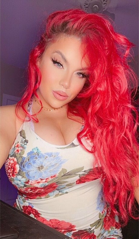 helloharleyrose 美しいスター 写真