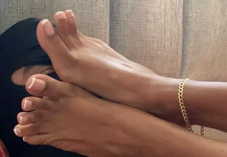 queenyesseniasppv エロティックなスター 写真