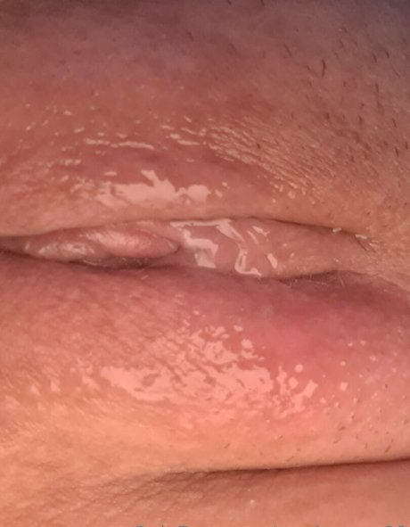 熟女オナニーオンリーファンズ ポルノ 写真