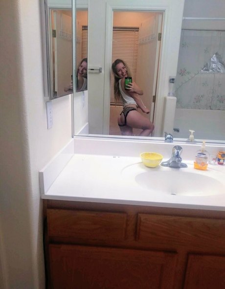 lillillylitxxx HDポルノスター ギャラリー