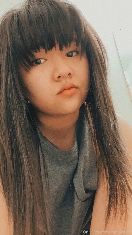 toetalwreck アダルト女優 画像