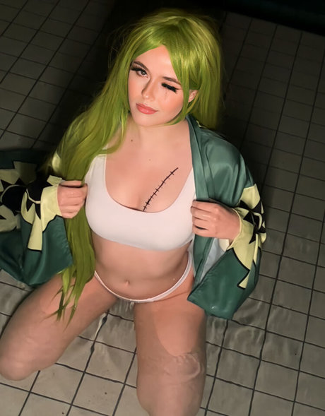 BBW 教師 オンリーファンズ 無料 写真