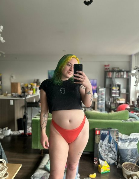 melthewhalefree セクシーなポルノスター 写真
