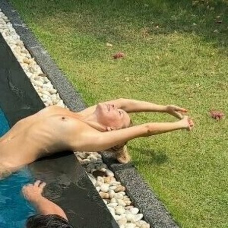 sofie perfect sin ヌードモデル 写真