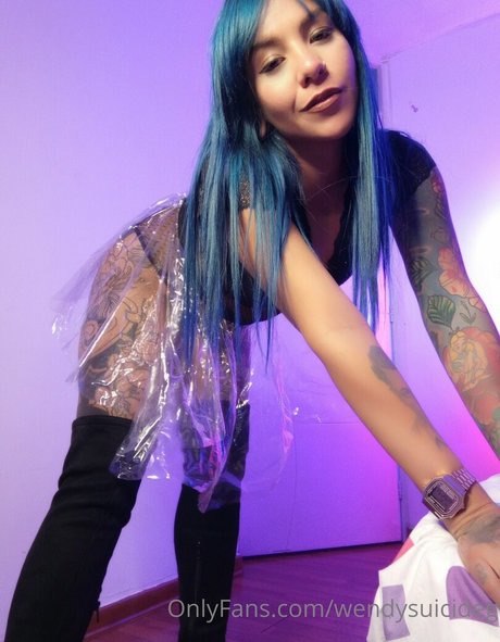 wendysuicideg 完璧なモデル 写真