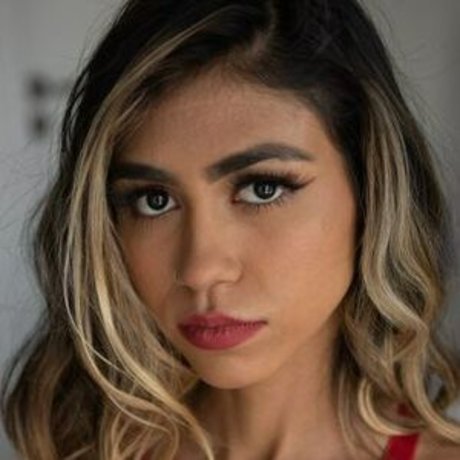 Fernanda Ribeiro 高品質モデル 写真