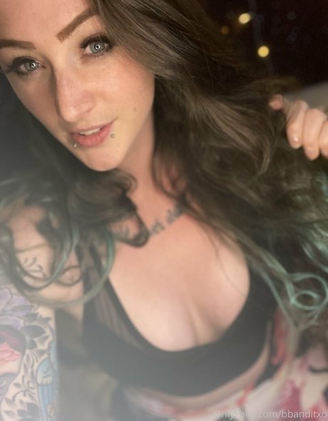 bbanditxo 高品質のポルノスター 画像