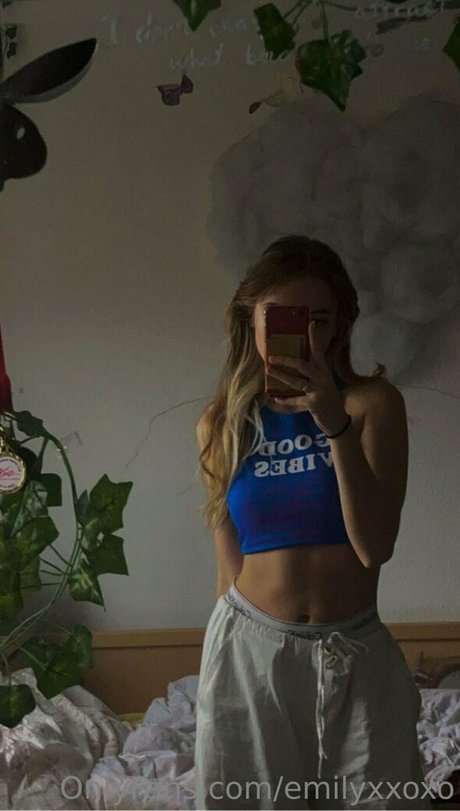 emilyxxoxo 美しい女優 写真