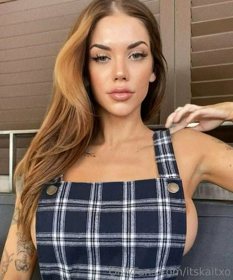 itssaraxo エロティック女優 画像