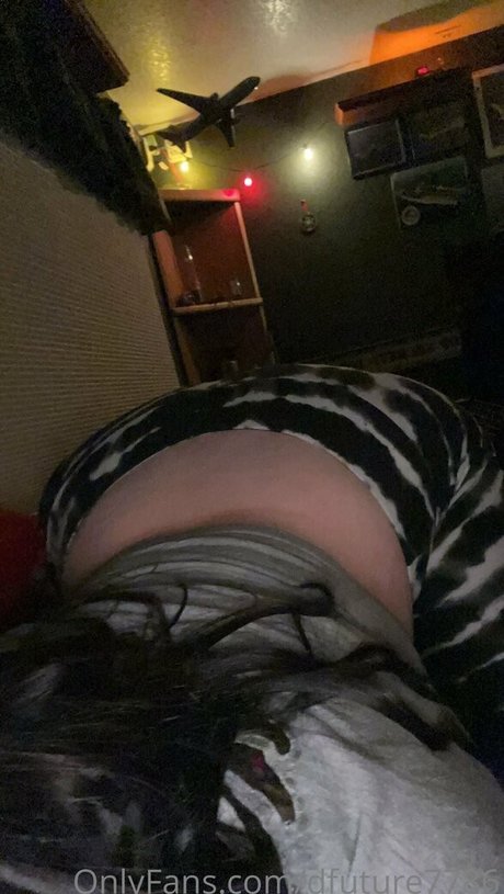 dfuture7786 HDスター 写真