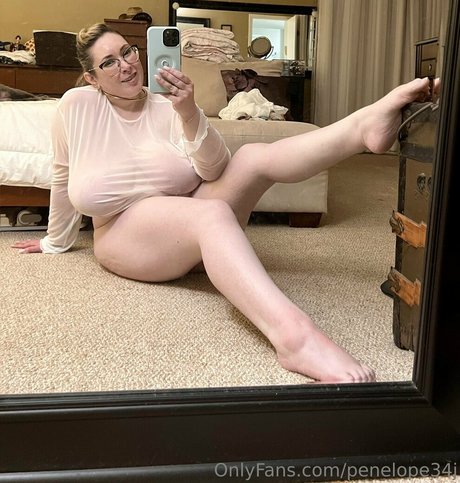 ランジェリーヌードオンリーファンズ セックス 画像