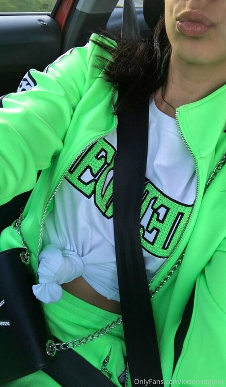 sarissakoldenhof セクシーモデル 写真