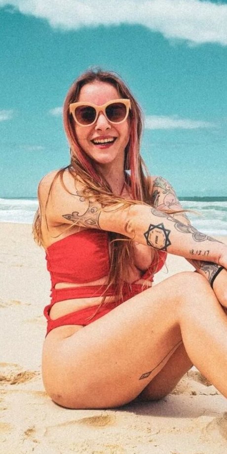 ティーンフィンガリングオンリーファンズ 無料ポルノ 写真