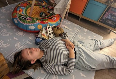 アラブの筋肉オンリーファンズ 裸 写真