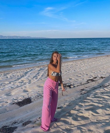 paulagonu ポルノモデル 画像