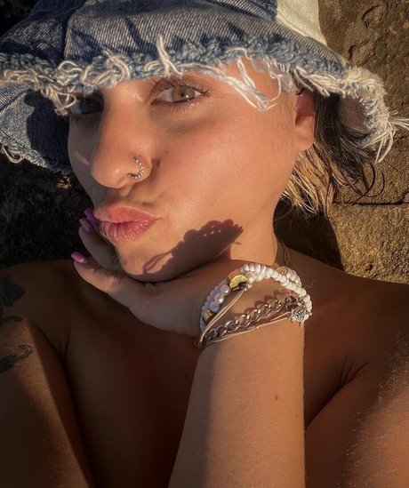 Marta De Lola HDポルノスター 写真