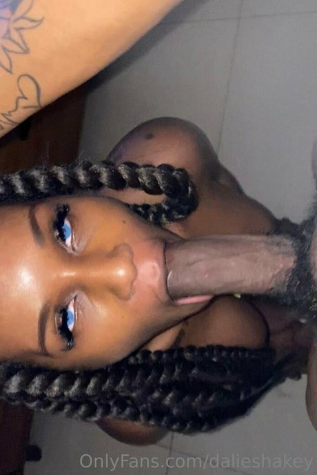 dalieshakey エロティックなポルノスター 写真