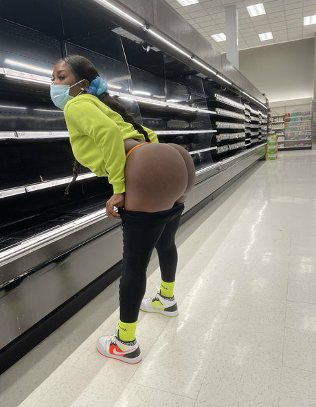 dalieshakey 裸のスター 写真