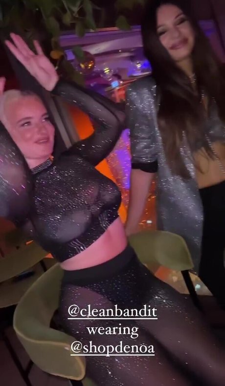 Grace Chatto 完璧なモデル 写真