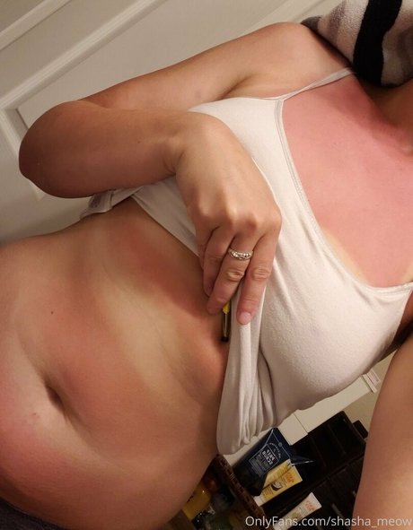 shasha meow top profile image