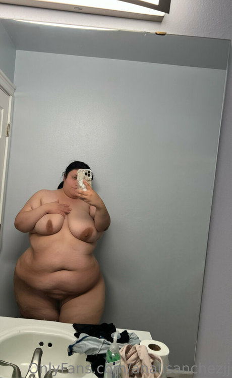 ホットなティーンオンリーファン セクシー裸 ギャラリー