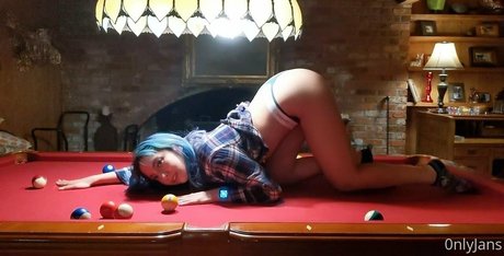 アジア人男性オンリーファンズ 無料ヌード 画像