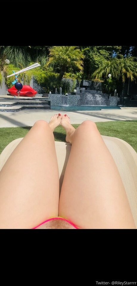 asmr 足 オンリーファンズ セックス アーカイブ