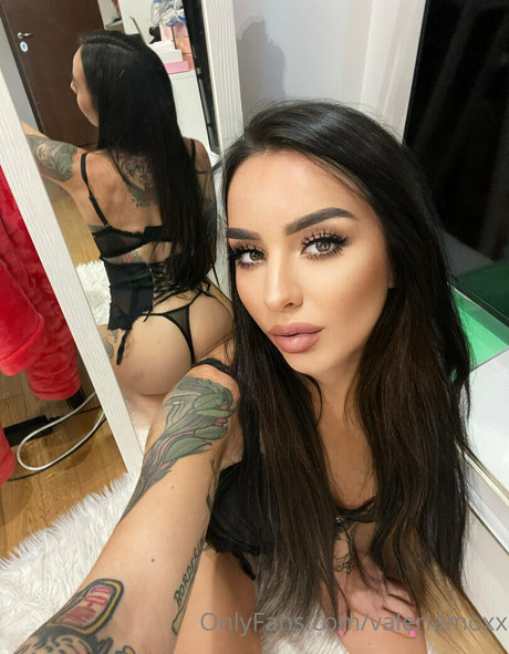 メガおっぱいオンリーファンズ セクシーxxx 写真