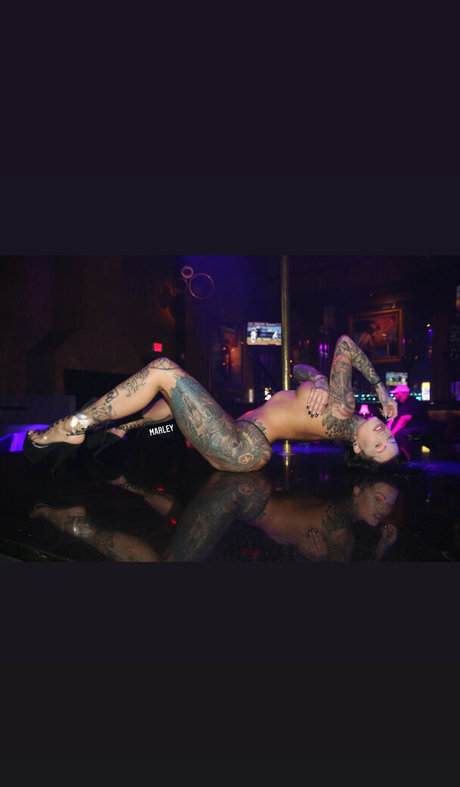 cearasky セックスモデル 写真