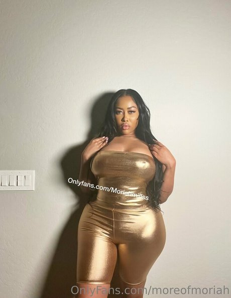 18歳のオンリーファンズ 無料ポルノ 写真