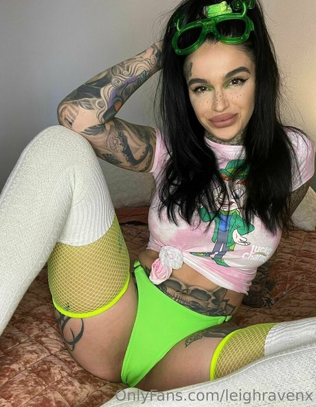 曲線美のオンリーファンズのキャスティング アートxxx 画像