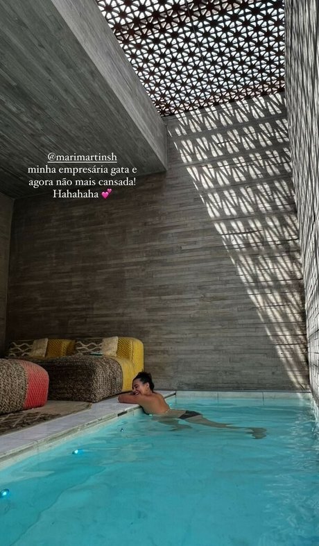 Mariana Nolasco ヌードスター 写真