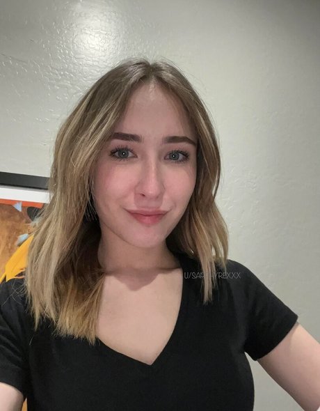 Skylar Sapphyre ヌードモデル 写真