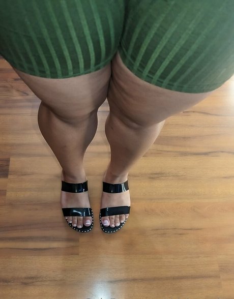 アマチュア熟女オンリーファンズ ホット裸 写真