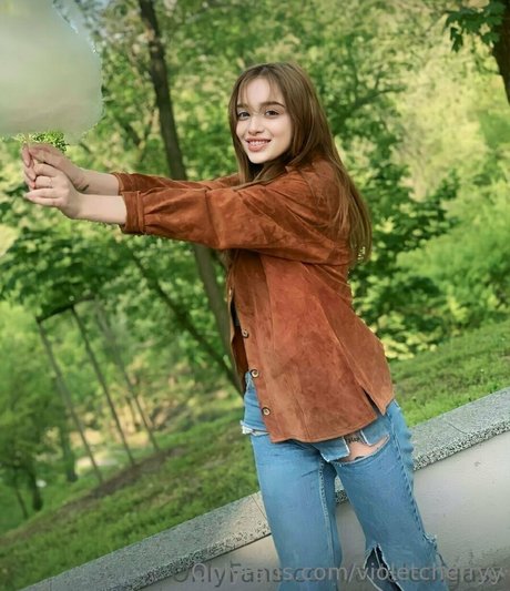 violetcherryy 完璧な女優 ギャラリー