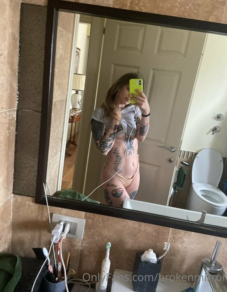 Brokenmirror ヌード女優 写真