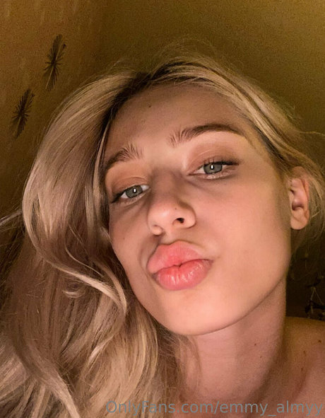 emmy almyy ホットなポルノスター アーカイブ