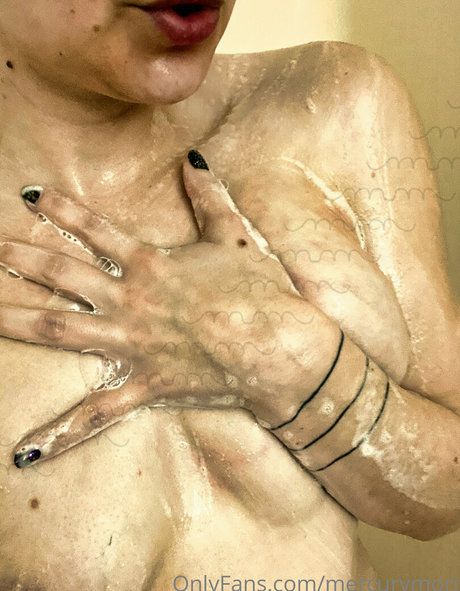 完璧なボディ オンリーファンズ ホット裸 写真