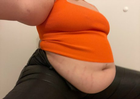 アジア人のお尻オンリーファンズ 美しいポルノ 画像