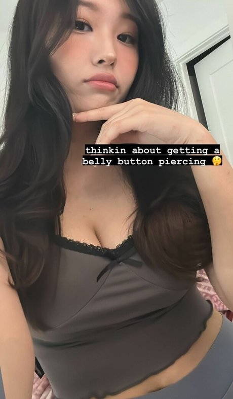 陸軍の熟女オンリーファンズ ホット裸 画像