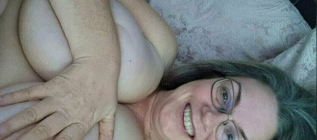 巨根アナルオンリーファンズ 美しい 写真