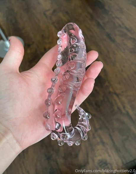 blazinghottietv2 ホットモデル 写真