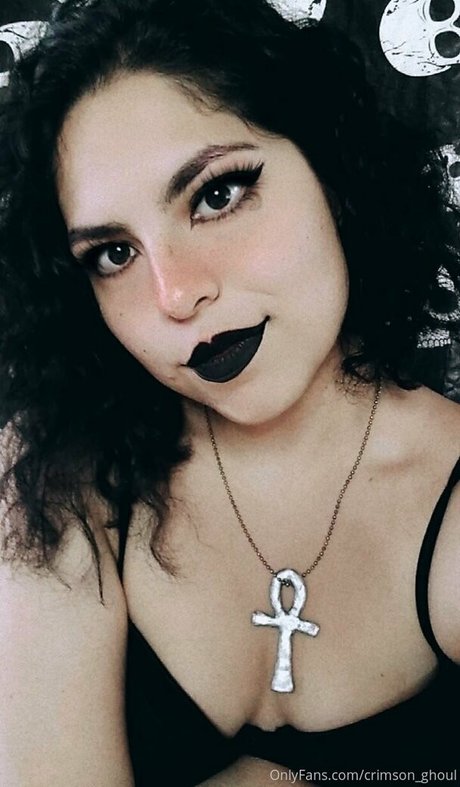 crimson ghoul ポルノスター ヌード 画像